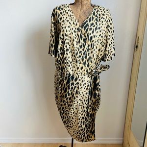 Vintage 100% Silk Cheetah Print Wrap Dress
